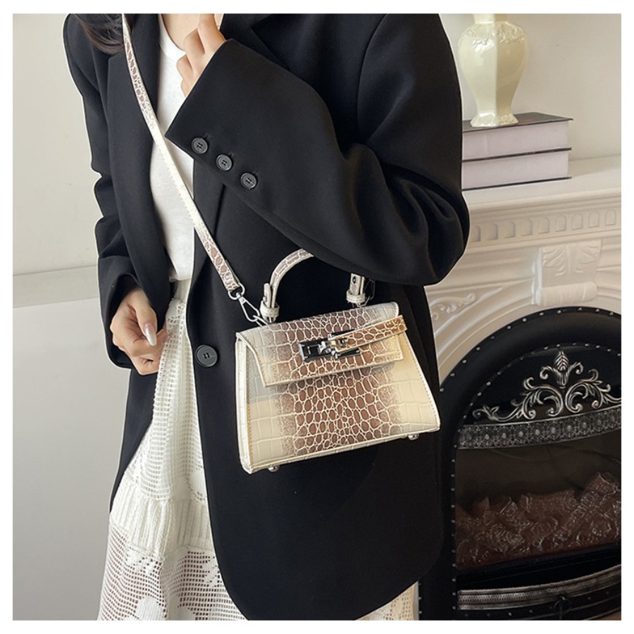 Structured Top Handle Handbags - огляд і ціна Structured Handbag Top Handle