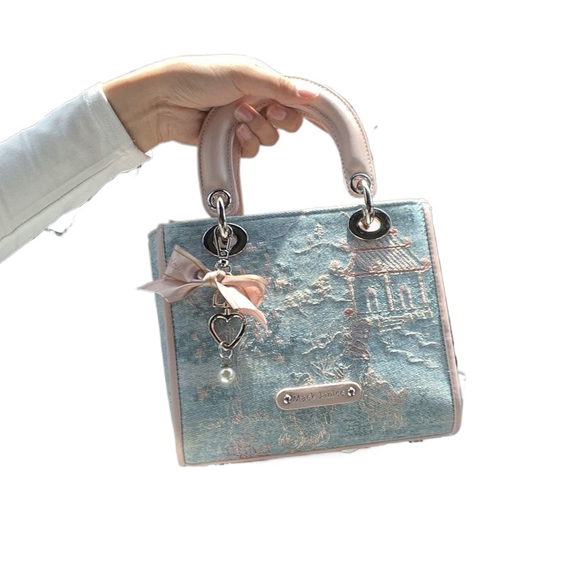 High Value Light Luxury Contra - огляд і ціна Luxury Bags Levels