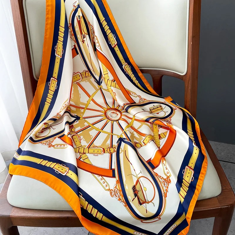 Luxury Design Skinny Silk Squa - огляд і ціна Luxury Bags Trending